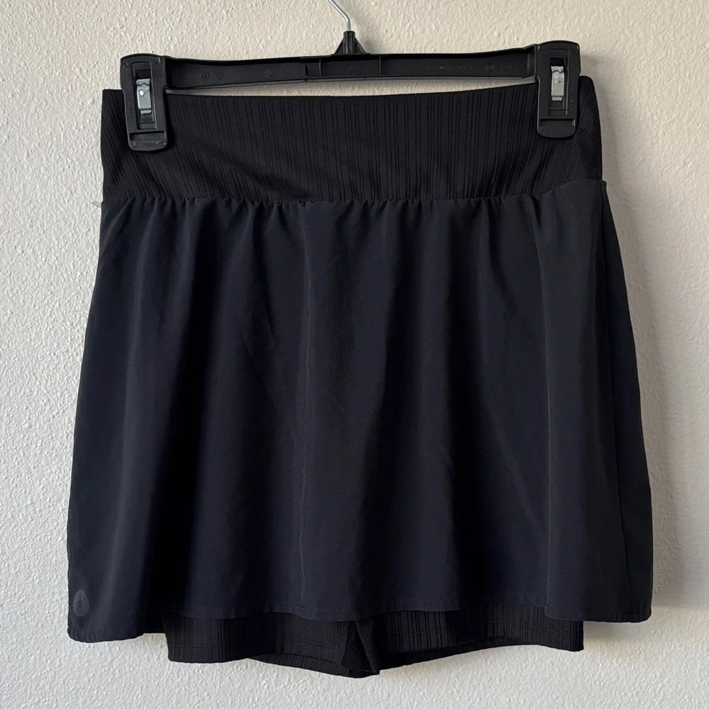 NWOT SmartWool Women's Active Lined Skirt black size XS preppy with shorts